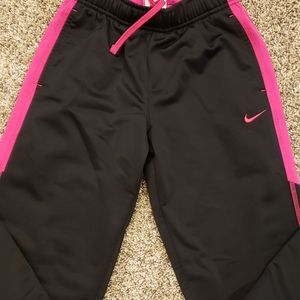 Nike girls size Medium sweatpants
